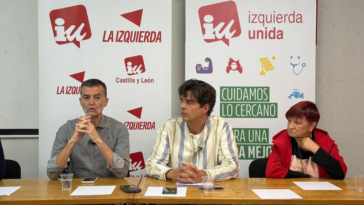 Antonio Maíllo y Juan Gascón en la visita a León tras los incendios