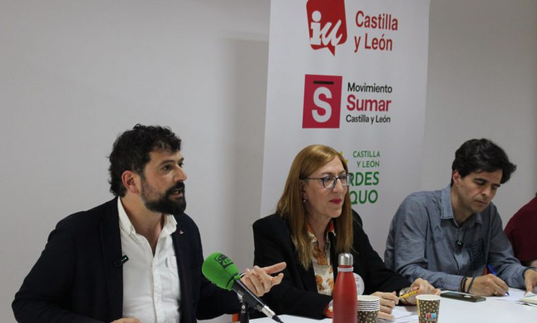 José Sarrión en rueda de prensa junto a Juan Gascón y Marina Echeberría